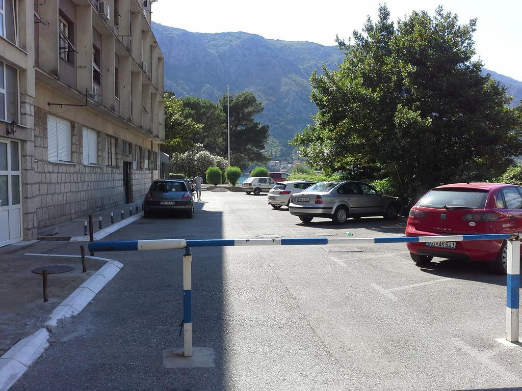 Apartment Todor Kotor Exterior foto